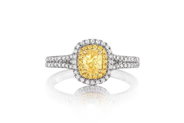 Henri Daussi Fancy Yellow Diamond