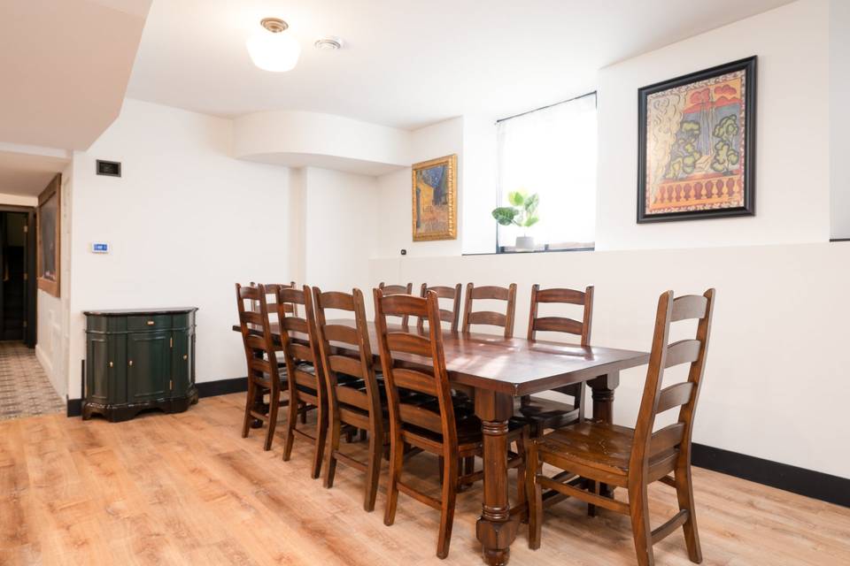 Dining area lower level Lyndal