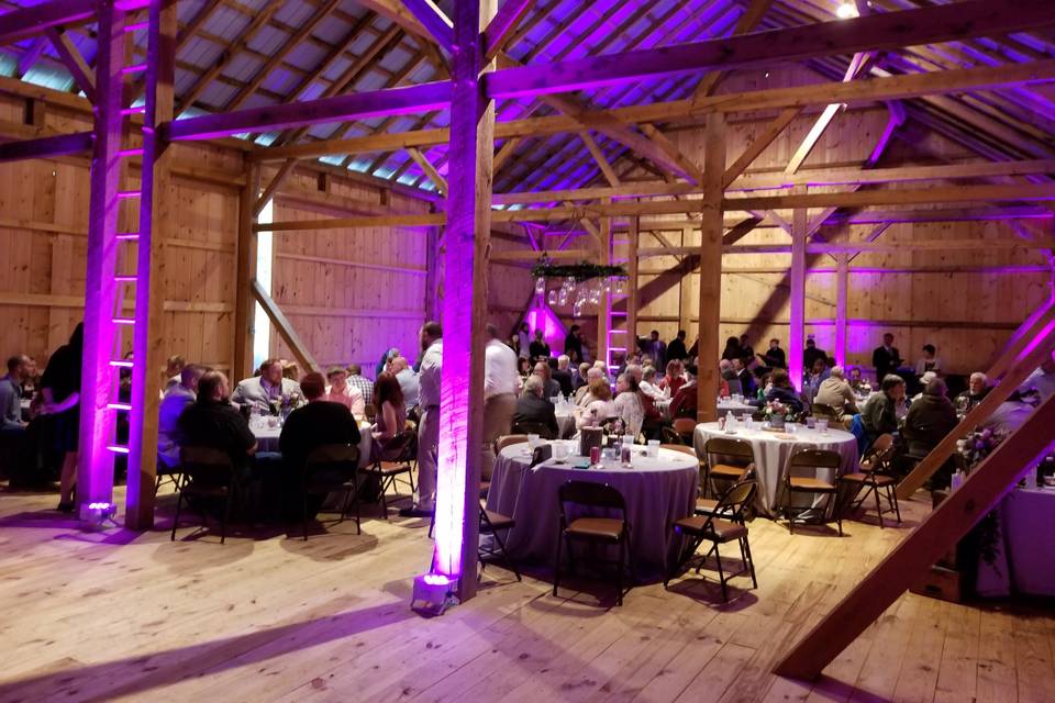 Barn up lighting