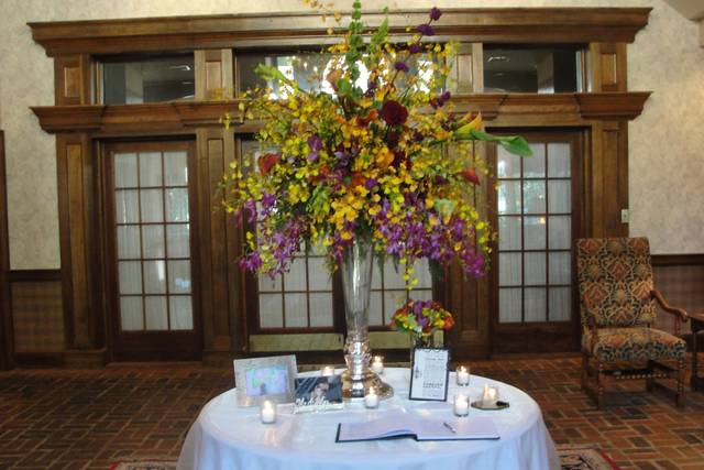 Golden Eagle Country Club