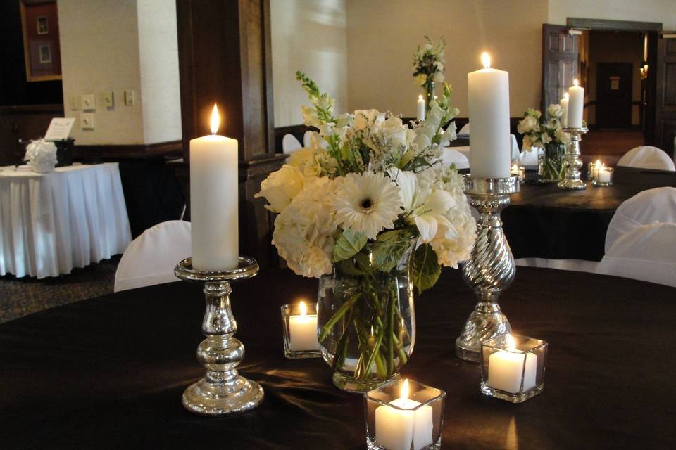Candle lights and centerpiece