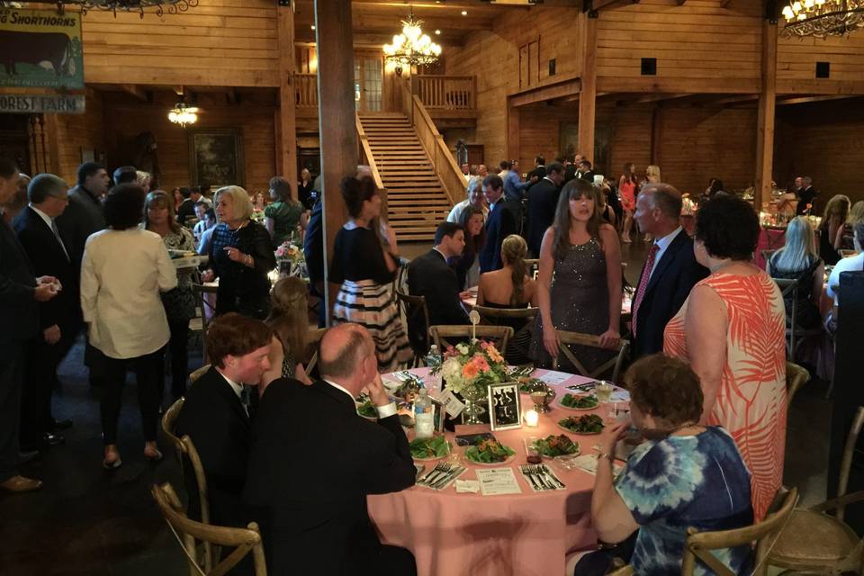 Classic oak ranch wedding