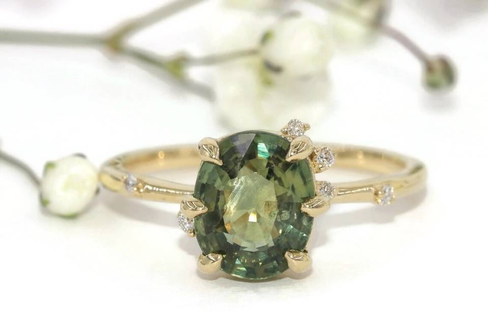 2 ct Green Oval Sapphire Ring