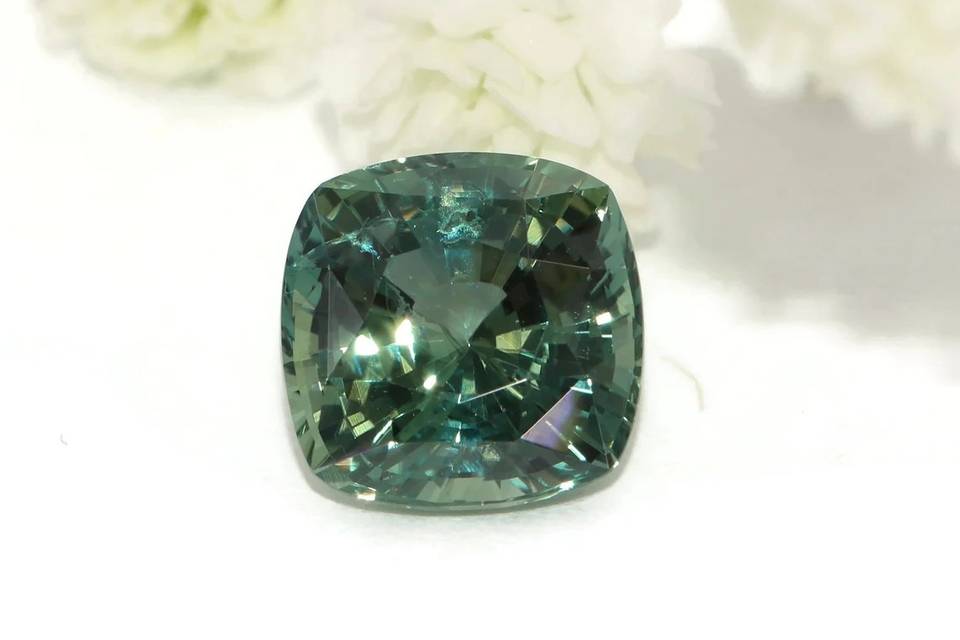3.6 ct Blue Green Sapphire Gem