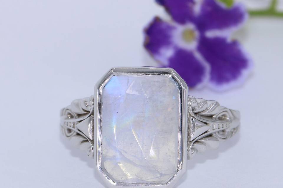 Tapered Shank Moonstone Ring