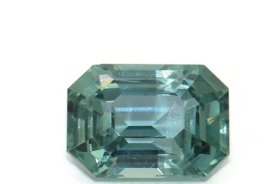 GIA Certified Sapphire Gem