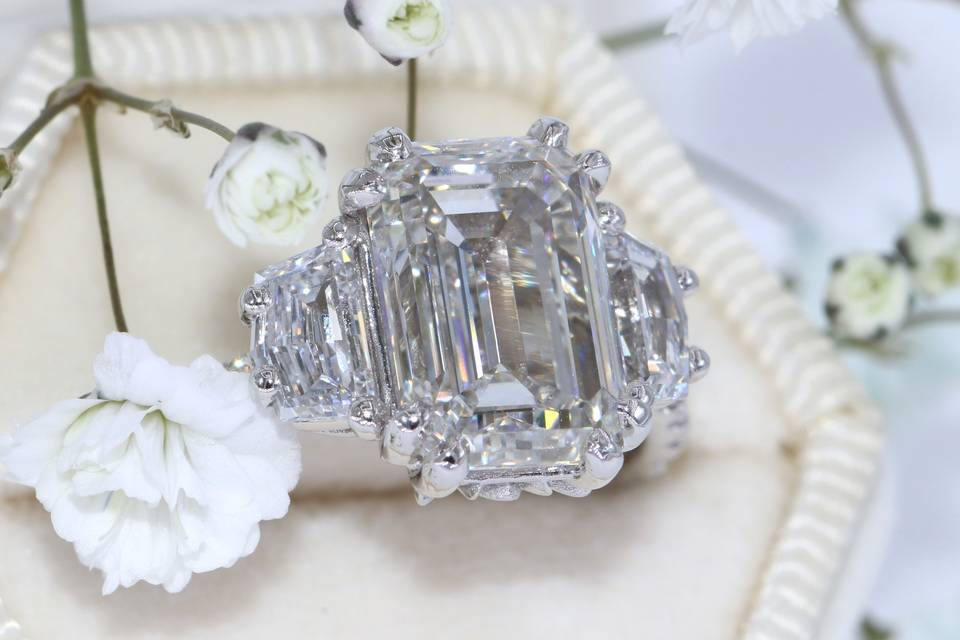 3 Stone IGI Lab Diamond Ring