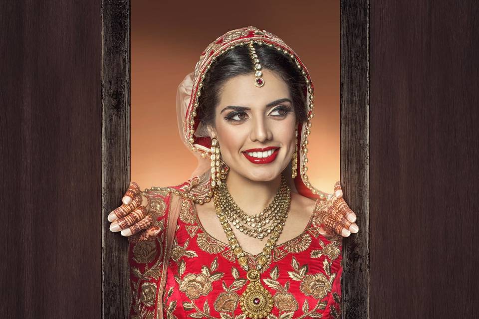 Suzanne Delawar indian bride