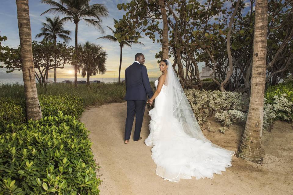 Suzanne delawar beach wedding