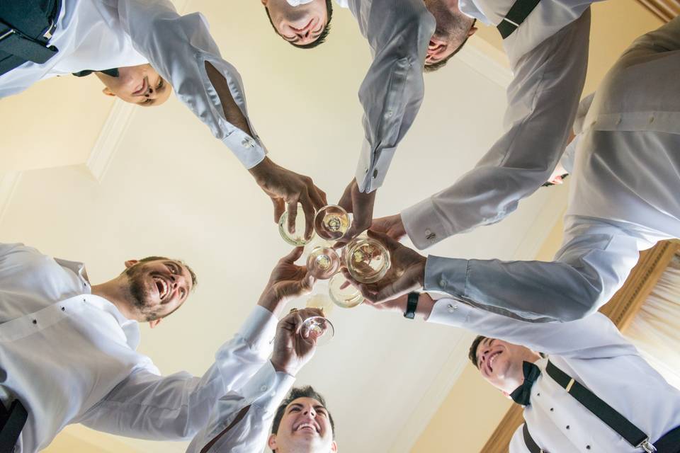 Suzanne Delawar Groomsmen