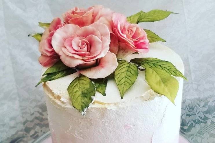 White and pink cake