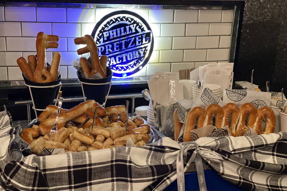 $15 Gift Card – Philly Pretzel Factory Gifts