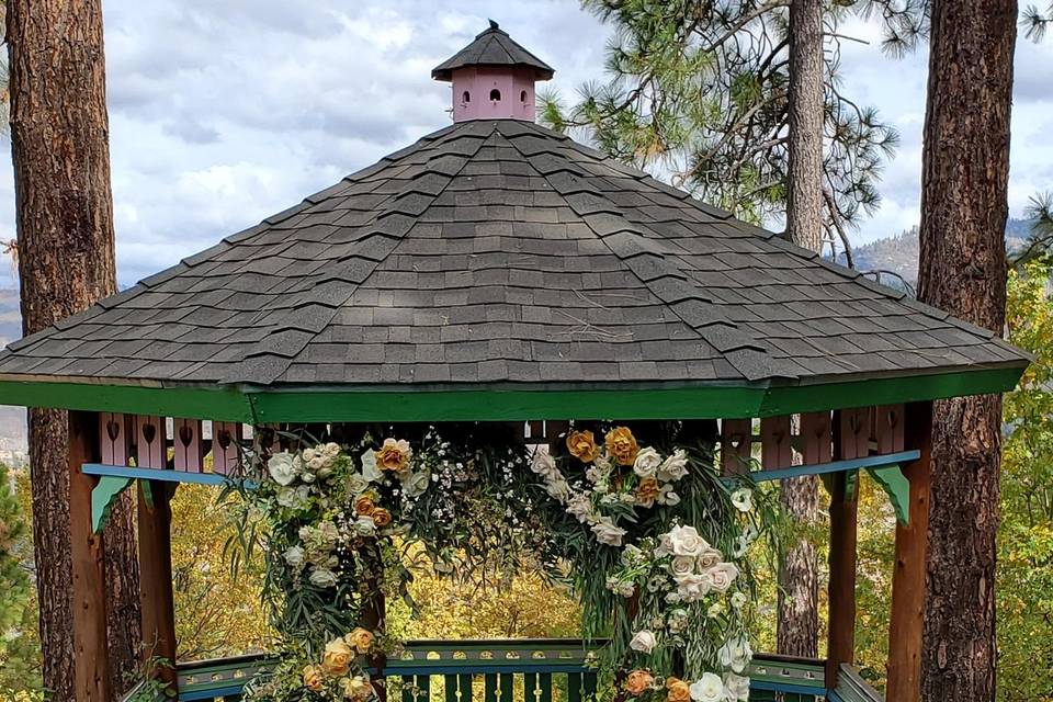 Gazebo Decoration