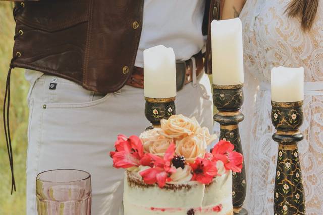 The couple enjoying a beverage