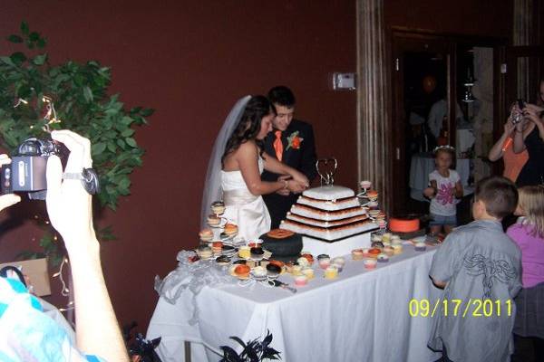 Cake cutting