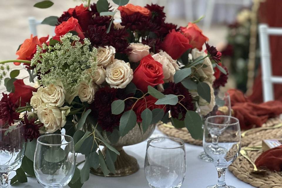 Low center piece