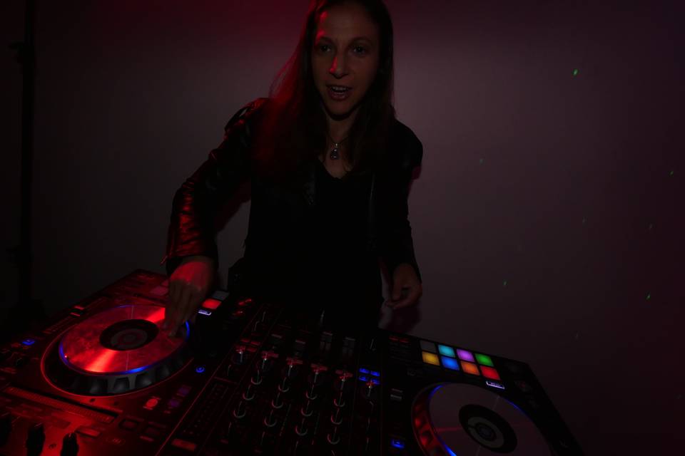 DJ Anna in motion