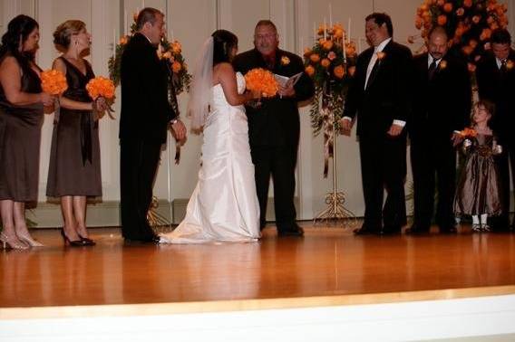 Destination Weddings of Michigan.....Michigan's Best Award-winning Wedding Officiant