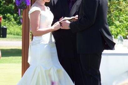 Destination Weddings of Michigan.....Michigan's Best Award-winning Wedding Officiant