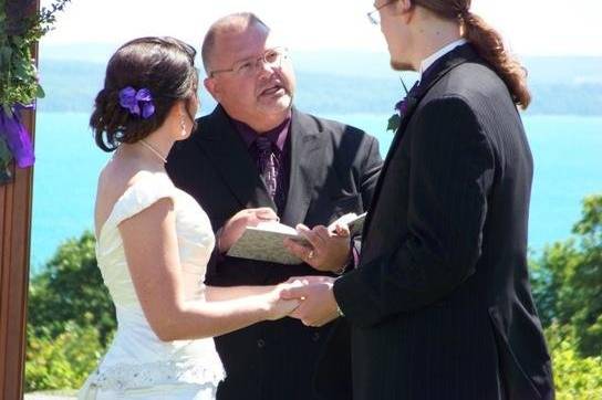 Destination Weddings of Michigan.....Michigan's Best Award-winning Wedding Officiant