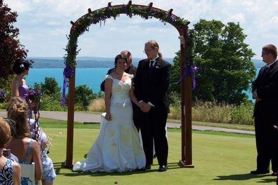 Destination Weddings of Michigan.....Michigan's Best Award-winning Wedding Officiant