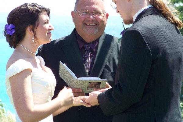 Destination Weddings of Michigan.....Michigan's Best Award-winning Wedding Officiant