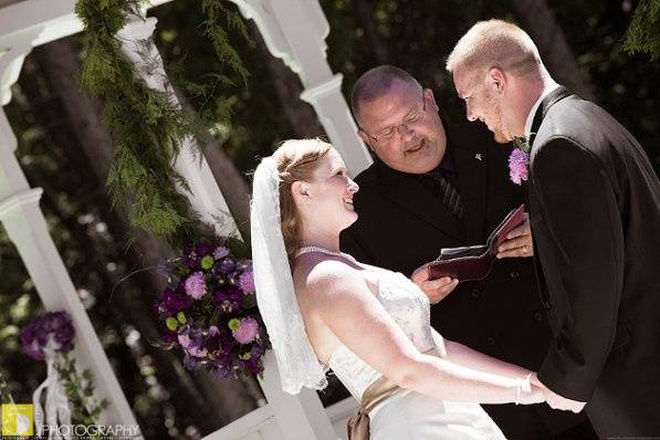 Destination Weddings of Michigan.....Michigan's Best Award-winning Wedding Officiant