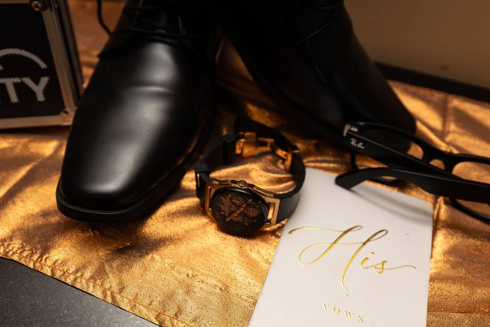 Classic black dress shoes, lux