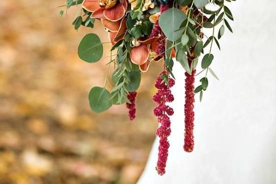 Autumnal bridal bouquet