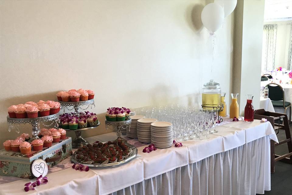 Cupcake station