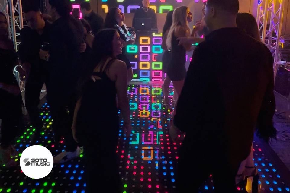 Gold + DJ set up