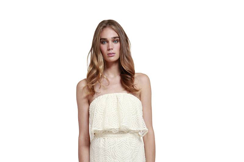 Newbury Short LaceThe Newbury Short dress is the perfect choice for a cocktail party or a barefoot beach celebration. The gathered sleeves can be pushed up to create wide straps (wide enough to cover a bra!) or pulled down to create cap sleevesVariety of colors available