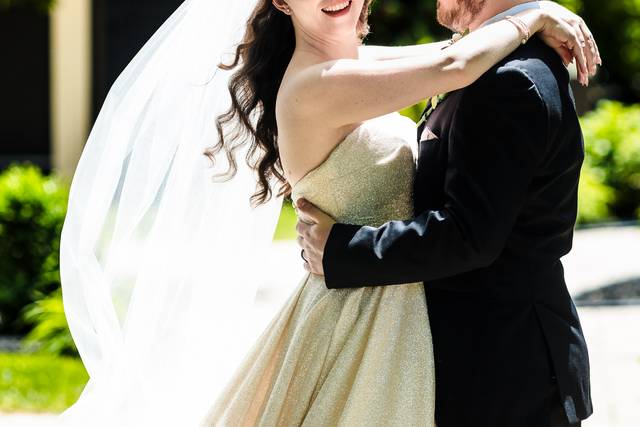 Couple portrait on grounds