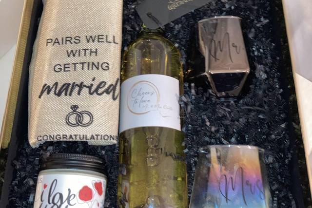 Mr. & Mrs. Wedding Gift Basket