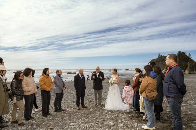 PNW Wedding Photographer