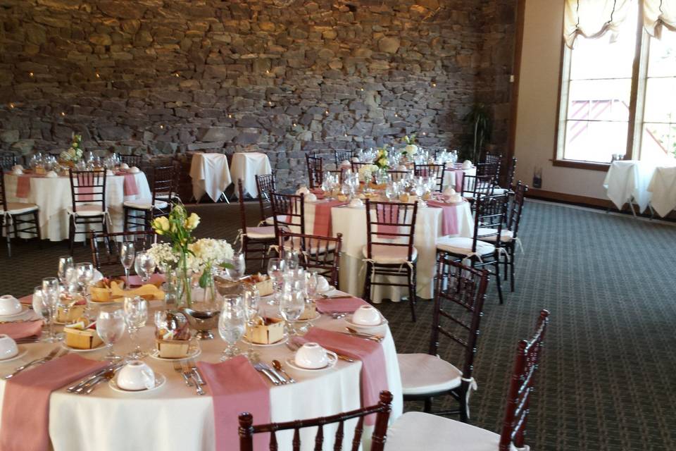 GUEST TABLES