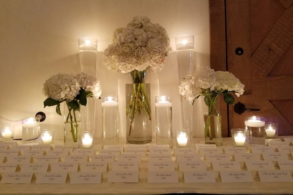 PLACE CARD TABLE