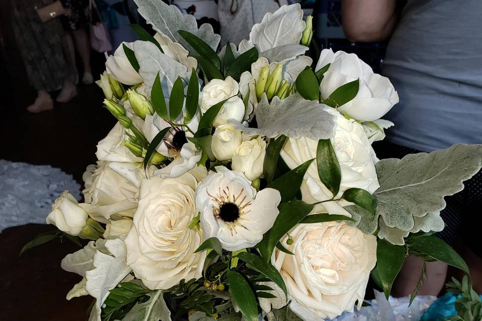 BRIDES BOUQUET