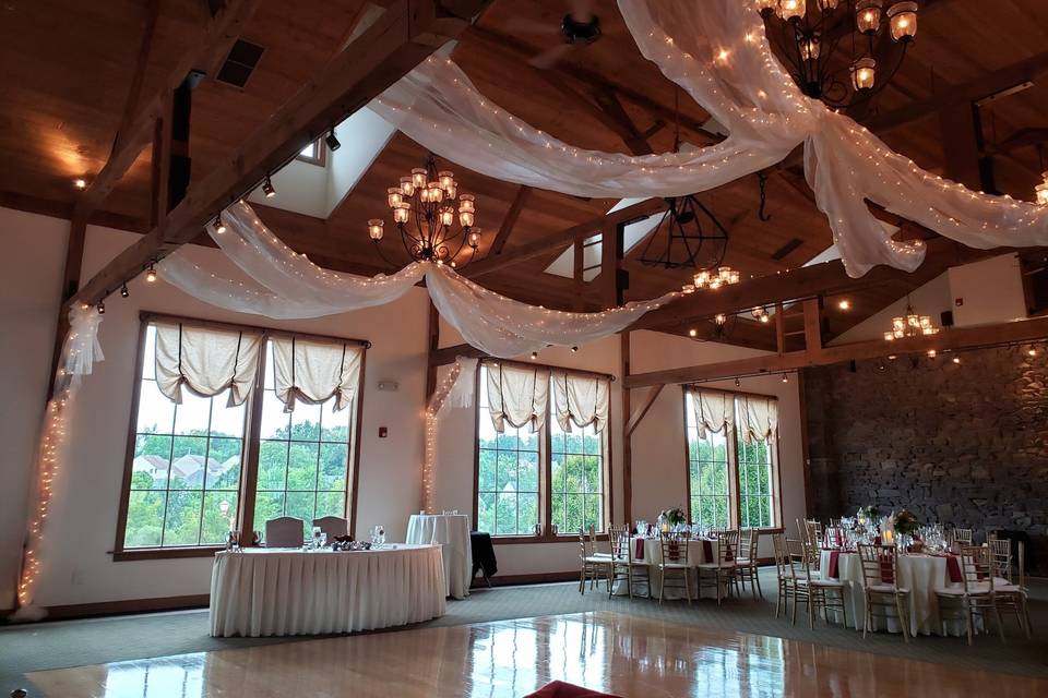 CEILING DECOR RENTAL