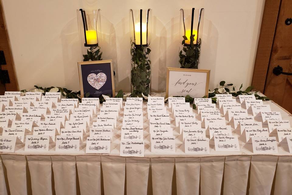 PLACE CARD TABLE