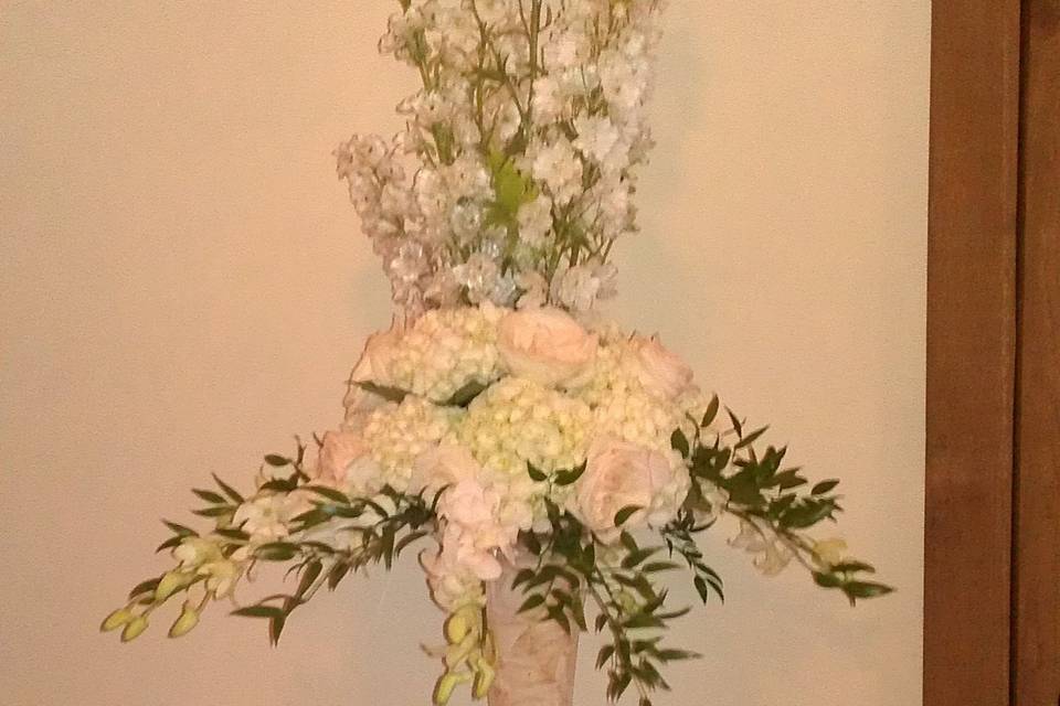 PLACE CARD TABLE