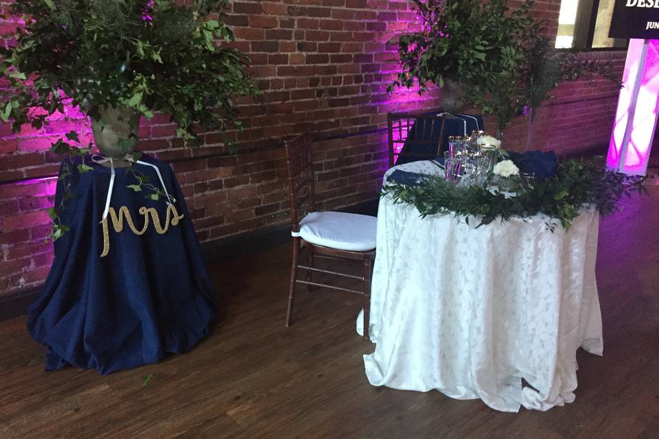 Sweetheart table