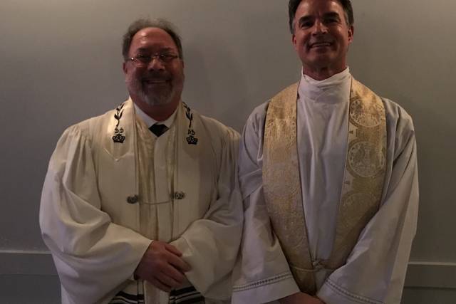 Cantor Neil Berris & Fr. Danie