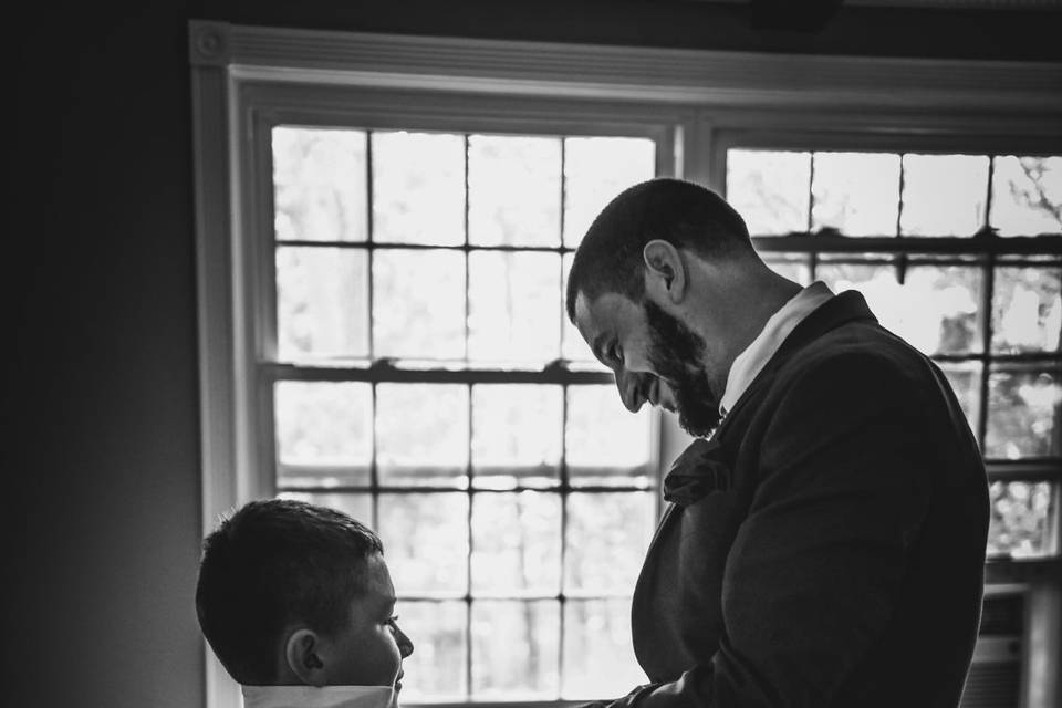 Ring bearer getting ready