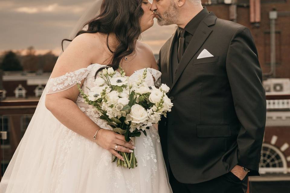 Rooftop kiss