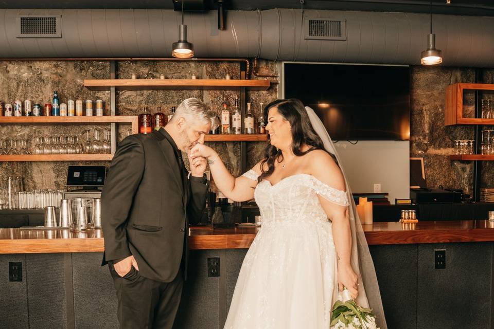 Hand Kiss