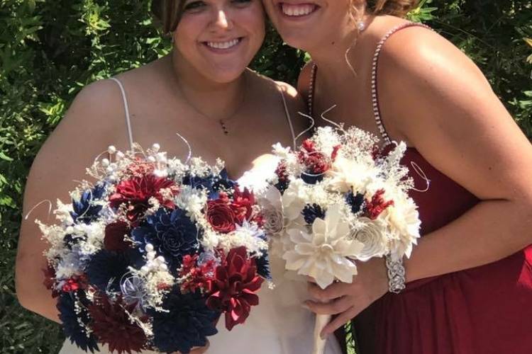 Kelsey's bouquet (and sister)