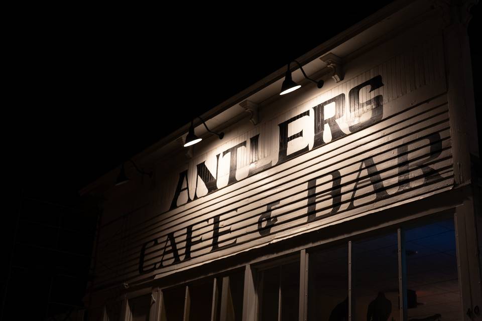 Antler's Cafe and Bar