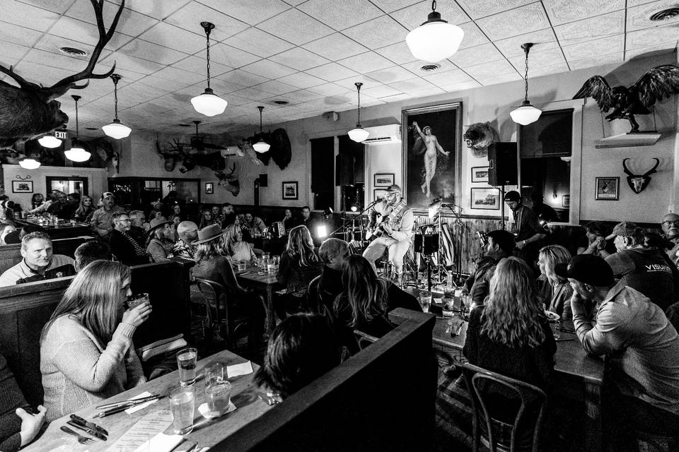 Antler's Cafe and Bar