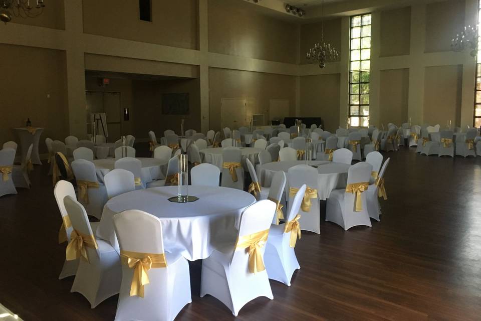 Venue before DayCree lighting